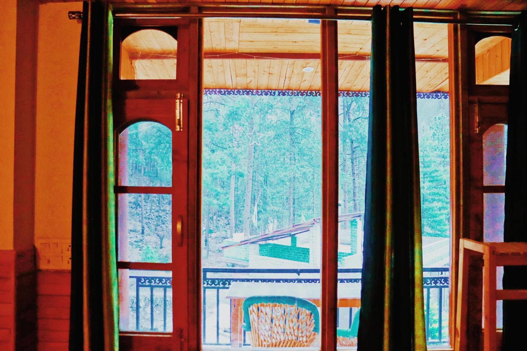 Chalo Chhalal Hotel & Cafe Kasol Dış mekan fotoğraf