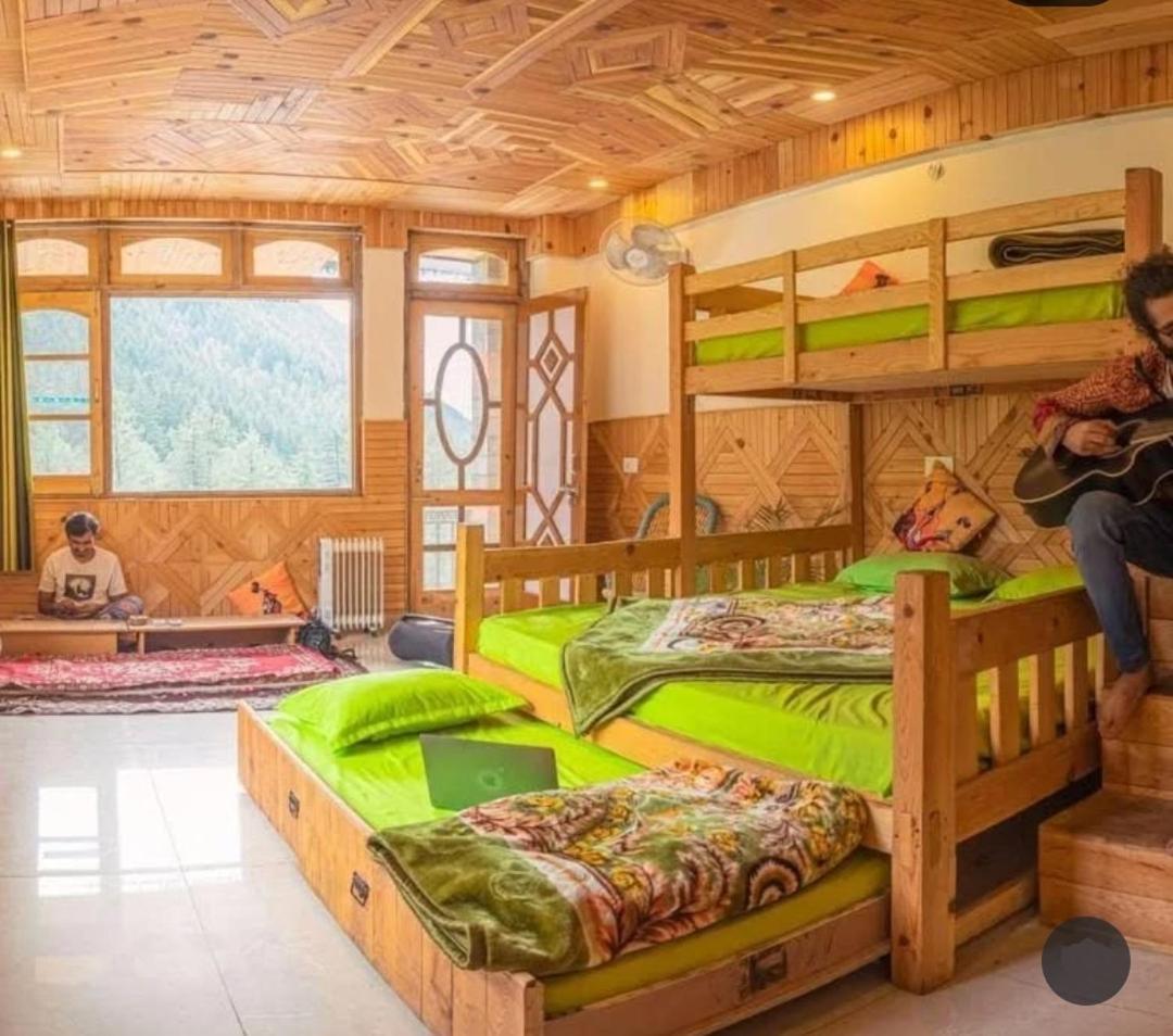 Chalo Chhalal Hotel & Cafe Kasol Dış mekan fotoğraf
